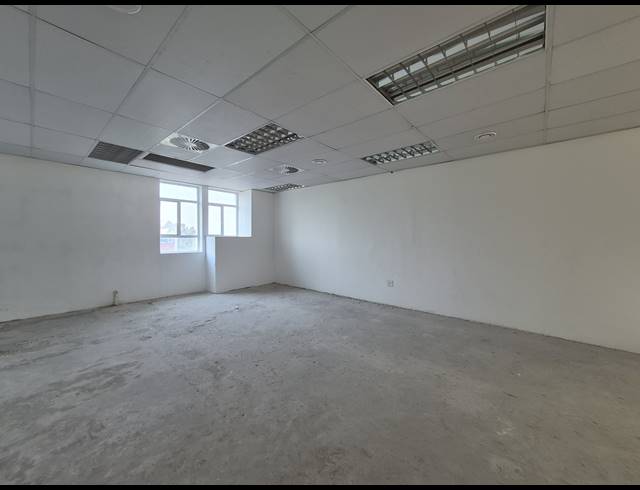 108M² RETAIL TO LET IN ILLOVO